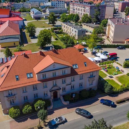 Hotel Libero Milicz Esterno foto