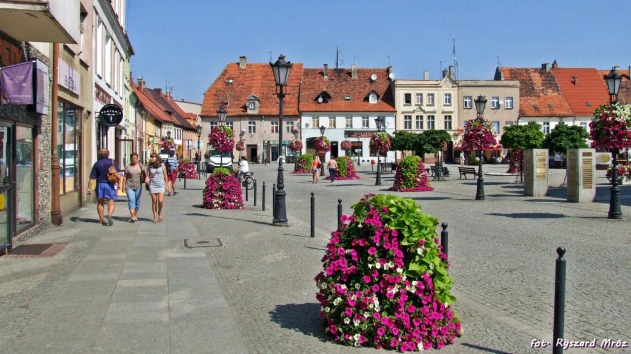 Hotel Libero Milicz Esterno foto